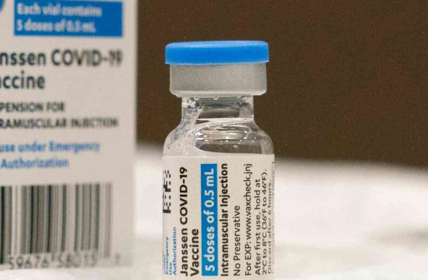 New York City corrections officers suspended after failing to get new vaccines
